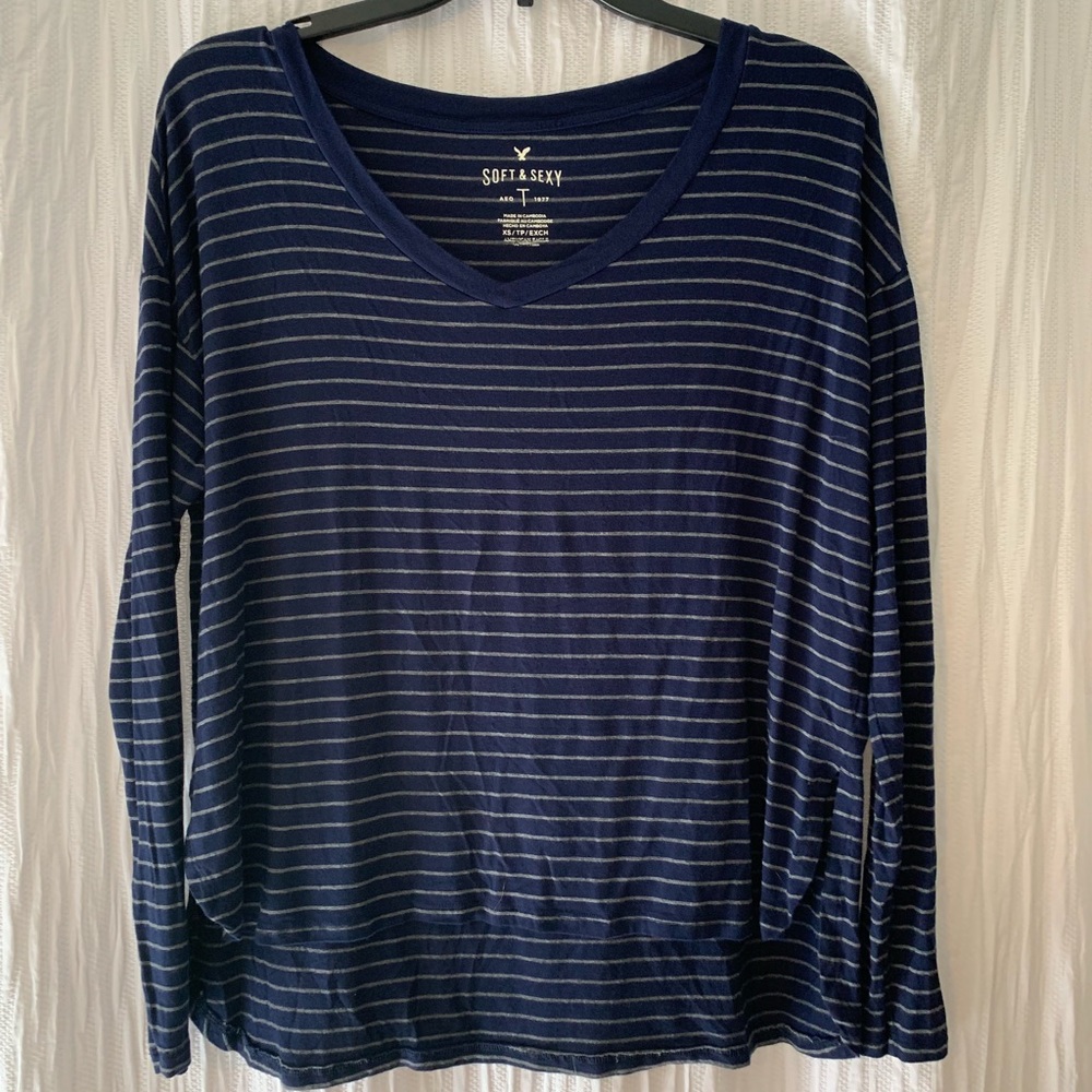 American Eagle Long Sleeve